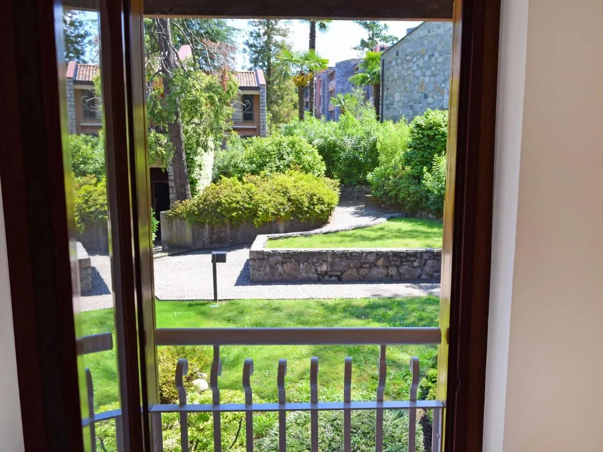 Holiday Home Hermitage-16 By Interhome Porto Valtravaglia Italy