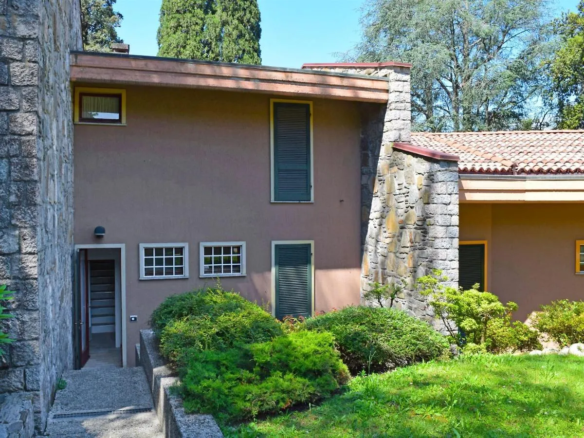 Holiday Home Hermitage-16 By Interhome Porto Valtravaglia 0*,